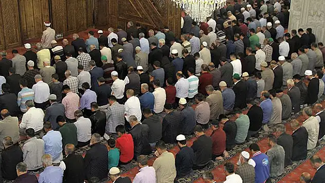 Müftüden 'jet imam' uyarısı
