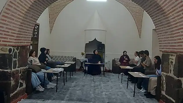Müftülükte YKS öğrencilerine moral programı