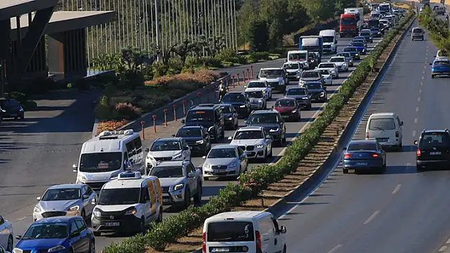 Muğla'ya üç günde 113 bine yakın araç girişi oldu
