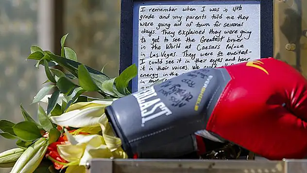Muhammed Ali'nin tabutunu ünlü isimler taşıyacak