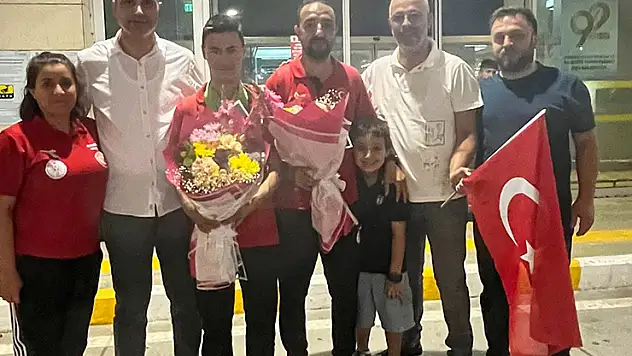 Muhammed Eren Uysal'dan Avrupa ve dünya rekoru