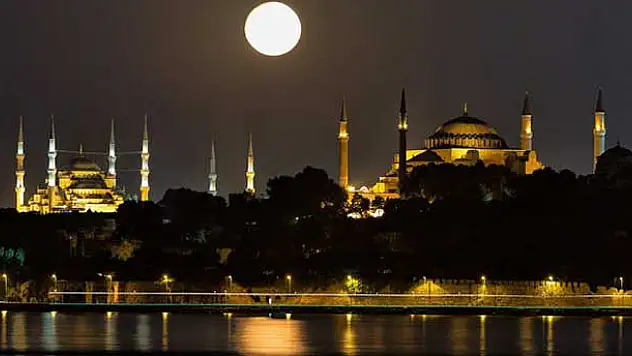 Muharrem Ayı ve Aşûre gününün faziletleri nelerdir?
