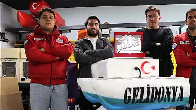 Mühendis adayları geliştirdikleri deniz aracıyla Norveç'te yarışacak