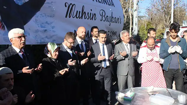 Muhsin Yazıcıoğlu Konya'da anıldı
