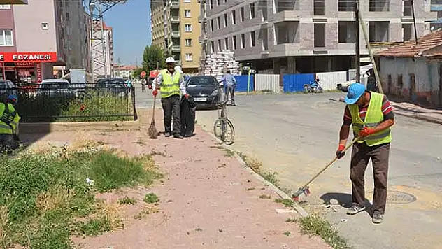 Muhtarlardan Başkan Özgüven'e Teşekkür