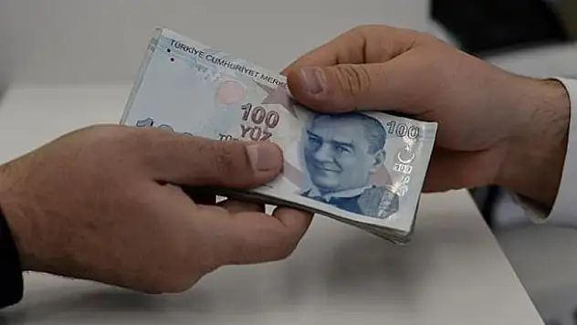 Müjde verildi! Emekli maaşına en az 433 TL zam