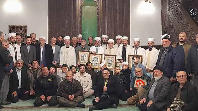 Mukabele hocalarına anlamlı hediye