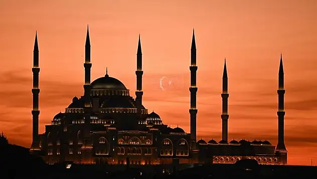 Mukaddes üç aylar bu yıl ikinci kez başlayacak