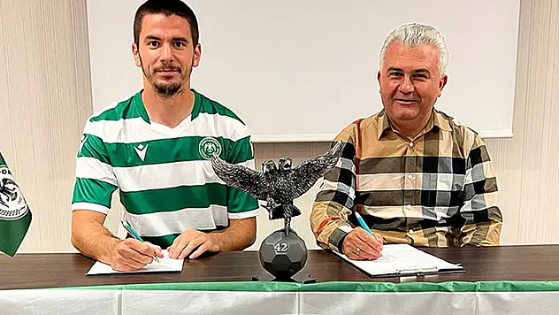Muric ve Pavicic imzayı attı