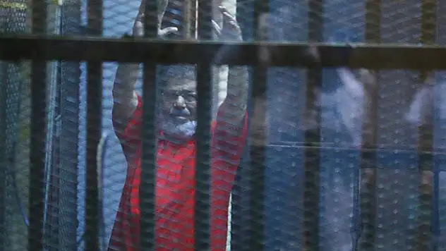 Mursi'nin idam cezası iptal edildi