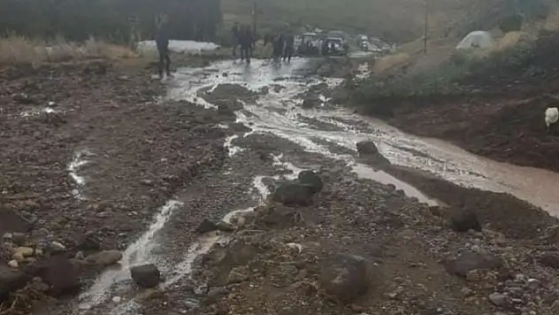 Muş'ta sele kapılan genç kız hayatını kaybetti
