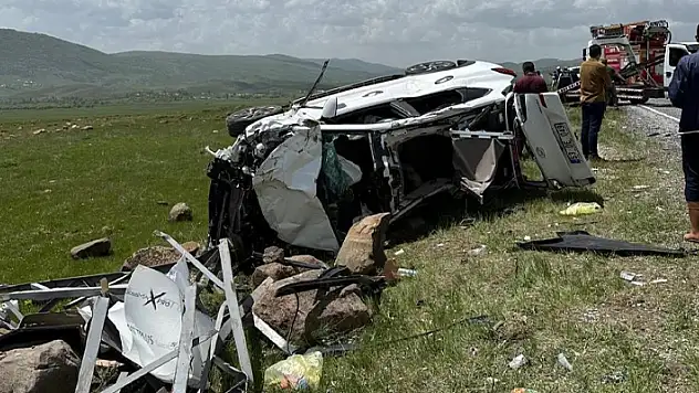 Muş'ta trafik kazası: 1 ölü, 4 yaralı
