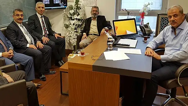 MÜSİAD heyeti Konyalı vekilleri ziyaret etti