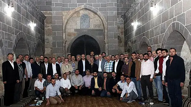 MÜSİAD Konya'nın konuğu Selçuk Öztürk oldu