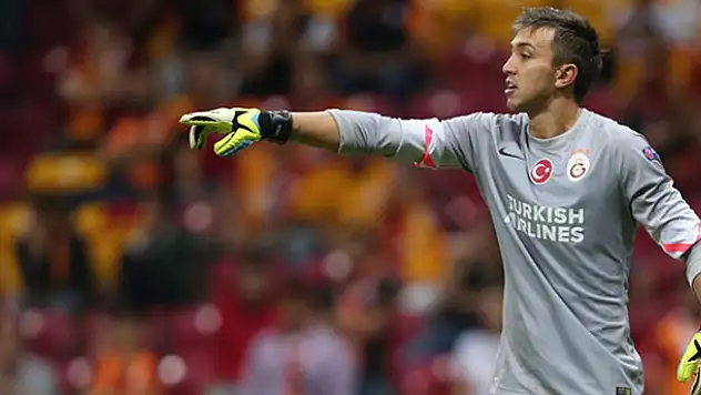 Muslera'dan ayrılık sinyali
