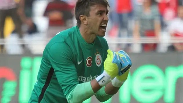 Muslera kararını verdi