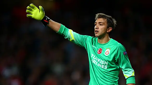 Muslera'nın menajeri River Plate'i açıkladı