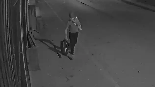 Musluk hırsızları önce kameraya, ardından polise yakalandı