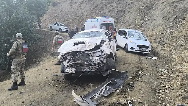 Muş'ta şehit askerin yakınları kaza yaptı: 1 ölü, 5 yaralı

