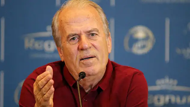 Mustafa Denizli takımla vedalaştı