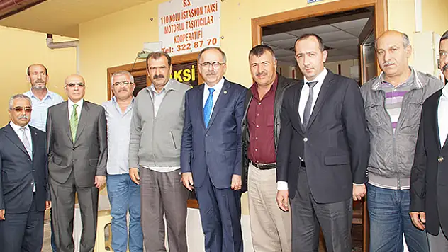 Mustafa Kalaycı'dan Taksi Durağına Ziyaret
