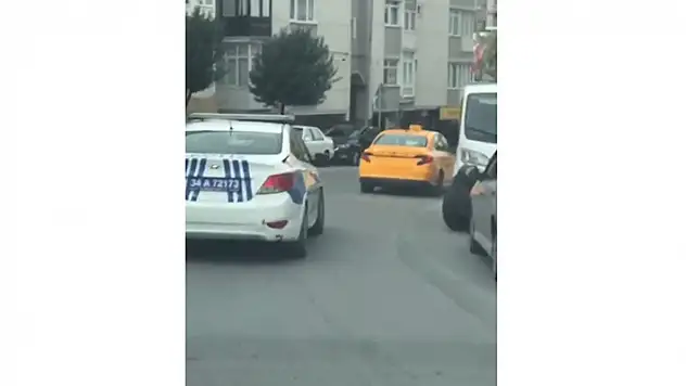 Müşteri olarak bindiği taksiyi çaldı, 3 gün taksicilik yaptı
