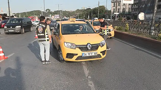 Müşteri seçen taksicinin ehliyetine 2081'e kadar el konuldu