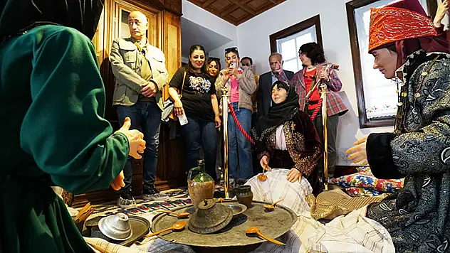 Müze Meram, İranlı misafirlerini de kendine hayran bıraktı