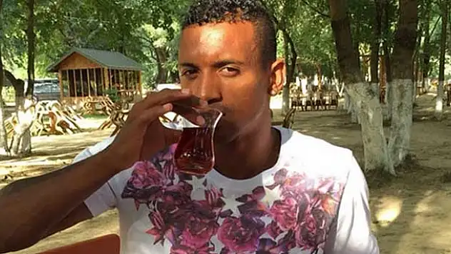 Nani de çaycı oldu