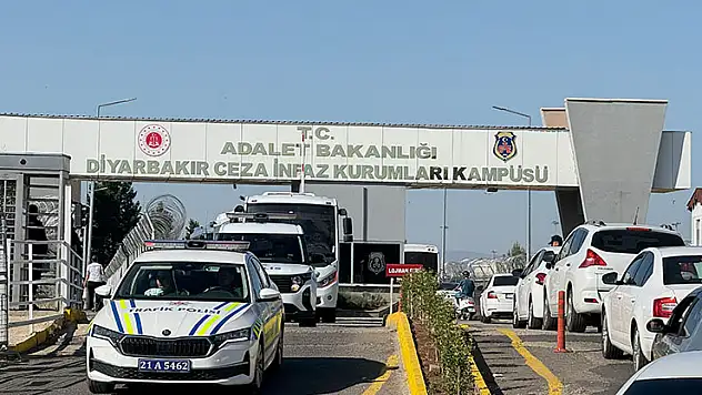 Narin Güran cinayetine ilişkin 15 sanık, dördüncü kez hakim karşısına çıkmak üzere adliyeye getirildi