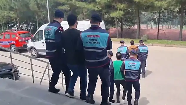 'Narkoçelik-16' operasyonlarında 366 şüpheli yakalandı
