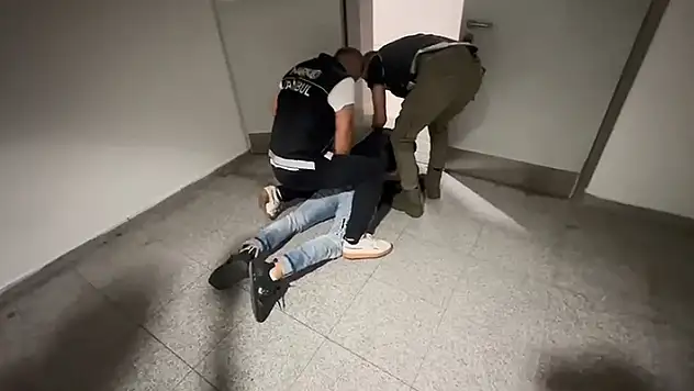 Narkoçelik-20 operasyonunun detayları: Kolombiyalı kartel havalimanında yakalandı
