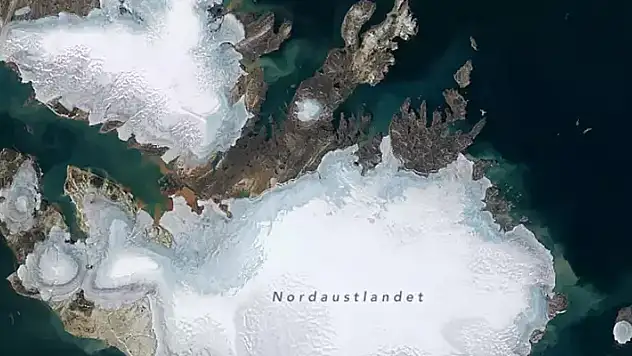 NASA: Norveç'teki Svalbard Adaları'nda buzul erimesi rekor düzeye ulaştı
