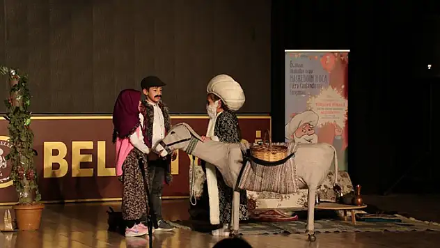 Nasreddin Hoca Fıkra Canlandırma Yarışması Bölge Finalleri çekişmeli geçiyor
