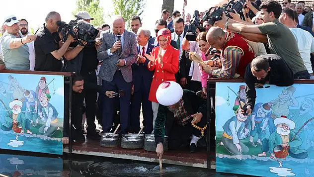 Nasreddin Hoca, göle mayayı çaldı