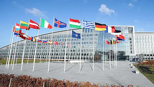 NATO, Türkiye'nin talebi üzerine olağanüstü toplandı
