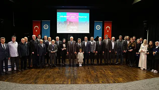 Necmettin Erbakan Üniversitesi i İlahiyat Fakültesi öğrencilerinden 'İslam ve Çevre' konulu kısa film çalışması