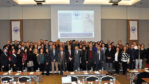 Neonatoloji Hekimleri Konya'da Buluştu
