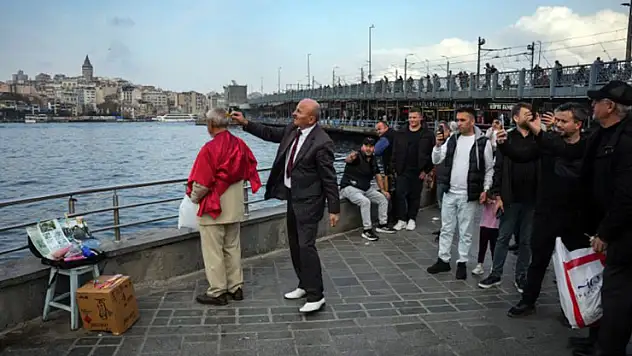 Neşeli Günler Filmi'nde Şener Şen'in canlandırdığı 'Ziya' karakteri gerçek oldu
