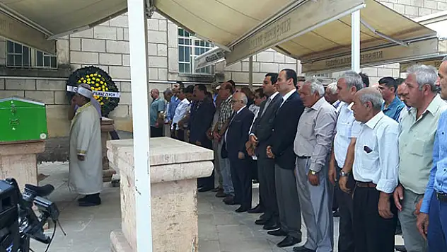 Neşet Ertaş'ın ağabeyi Kırşehir'de toprağa verildi