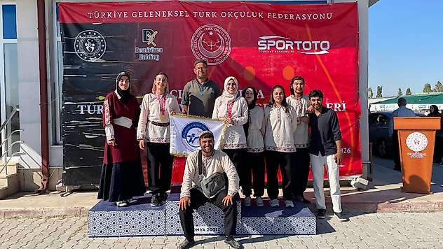 NEÜ'de geleneksel Türk okçuluğu rüzgarı