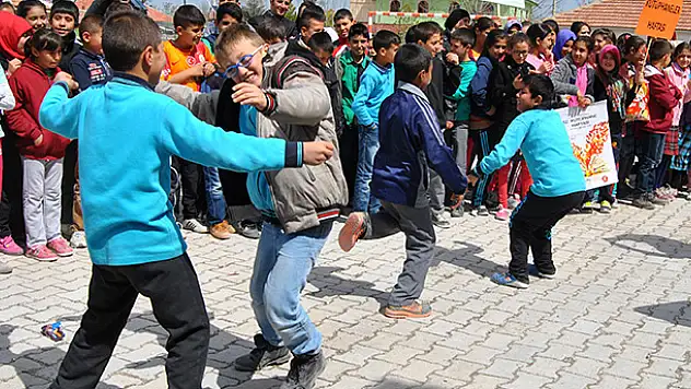 NEÜ'de kütüphane etkinliği