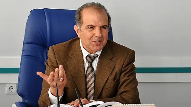 NEÜ'de ''Mesnevi'den Damlalar'' Dersi