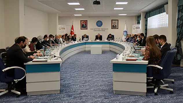 NEÜ'de 'Sosyolojik ve Hukuki Açıdan Euro-İslam Çalıştayı' yapıldı
