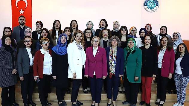 NEÜ Hemşirelik Fakültesi'nden akreditasyon başarısı