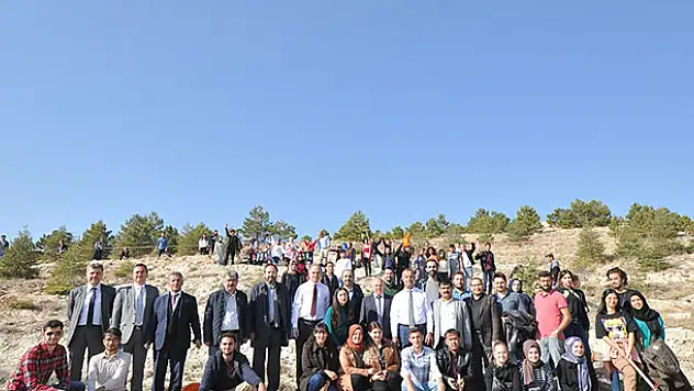 NEÜ Köyceğiz ve Seydişehir Yerleşkesinde binlerce fidan toprakla buluştu