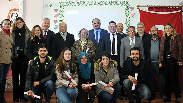 NEÜ'lü gençler miniklerin hayallerini gerçekleştirdiler