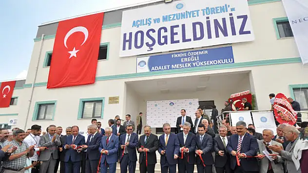 NEÜ'nün Ereğli Kampüsünde mezuniyet ve açılış heyecanı yaşandı
