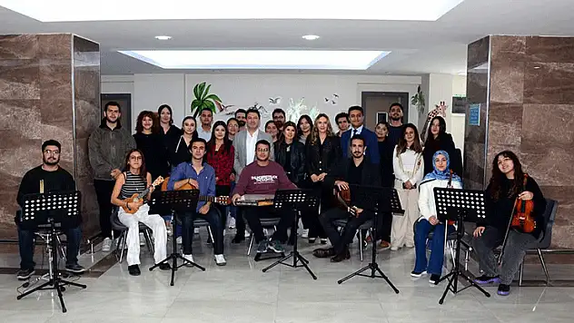 NEÜ öğrencileri minik yüreklere dokundu