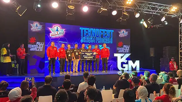 NEÜ, TEKNOFEST Karadeniz'den 6 derece ile döndü
